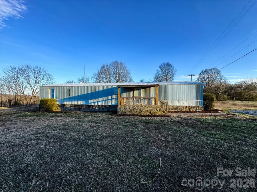 7555 Palm Tree Drive, Vale, NC 28168 - #2