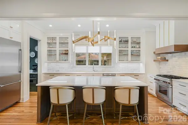 1312 Hazelhurst Avenue, Charlotte, NC 28211