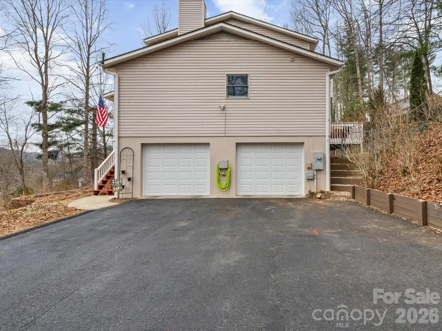 26 Morrow Drive, Fairview, NC 28730 - #3
