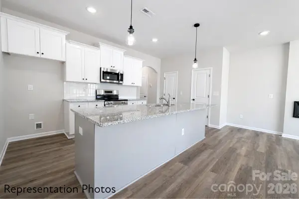 5937 Wallace Avenue, Charlotte, NC 28212