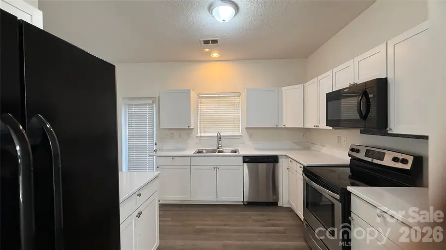 6832 Brachnell View Drive, Charlotte, NC 28269 - #2