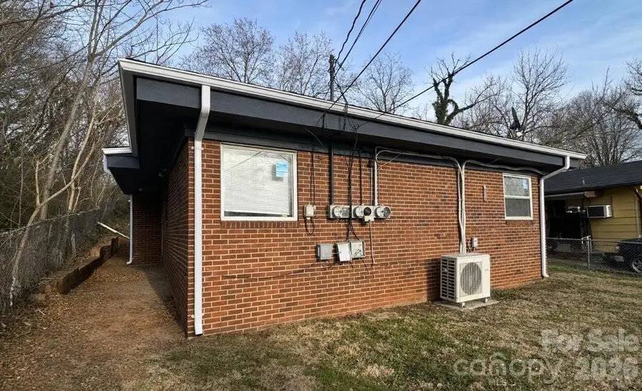 813 3rd Street Place Sw #1-3, Hickory, NC 28602 - #2