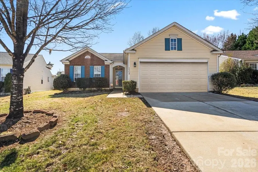 1528 Oakdale Green Drive, Charlotte, NC 28216 - #2