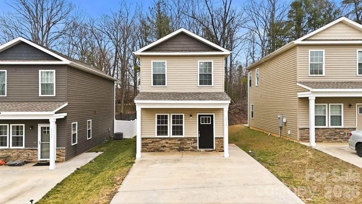 2650 14th Street Ne, Hickory, NC 28601 - #1