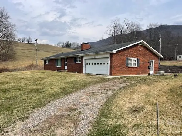 325 Tater Hill Road, Zionville, NC 28698