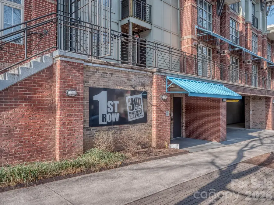 1101 W 1st Street #211, Charlotte, NC 28202 - #2