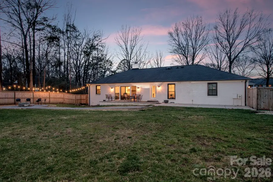 7710 Ridgeloch Place, Charlotte, NC 28226 - #2