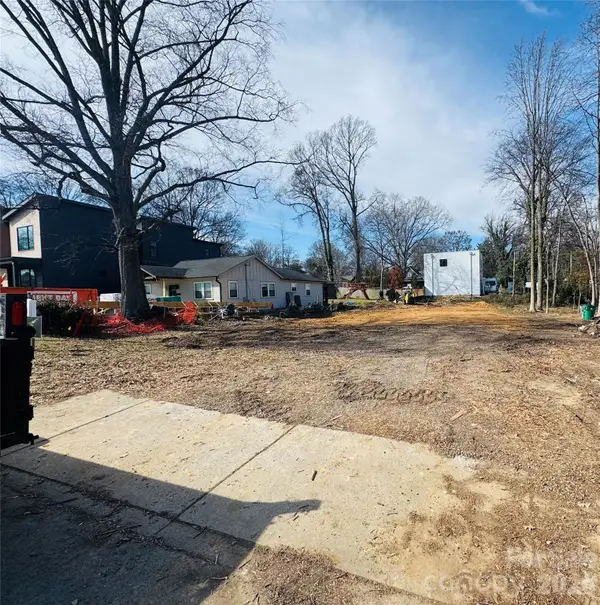 2429 Barry Street, Charlotte, NC 28205