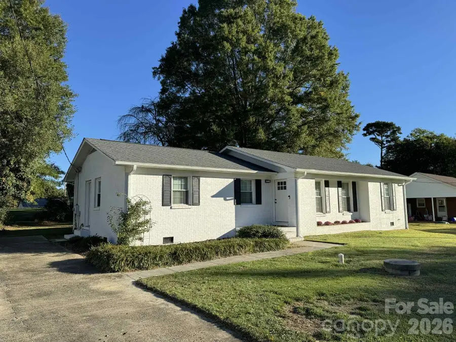 149 Vance Street, Dobson, NC 27017 - #3