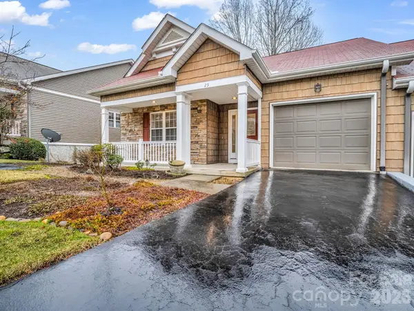 25 Coldwater Lane, Laurel Park, NC 28739