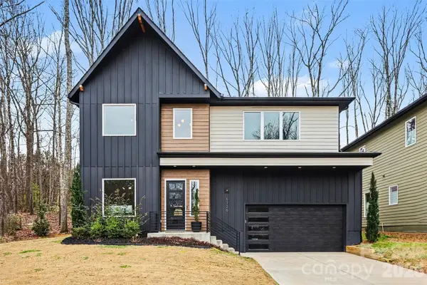 5726 Charing Place, Charlotte, NC 28211