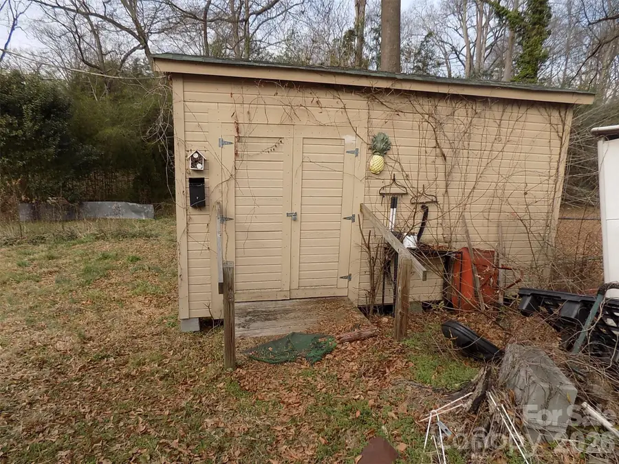 415 S Maple Street S, Dallas, NC 28034 - #3