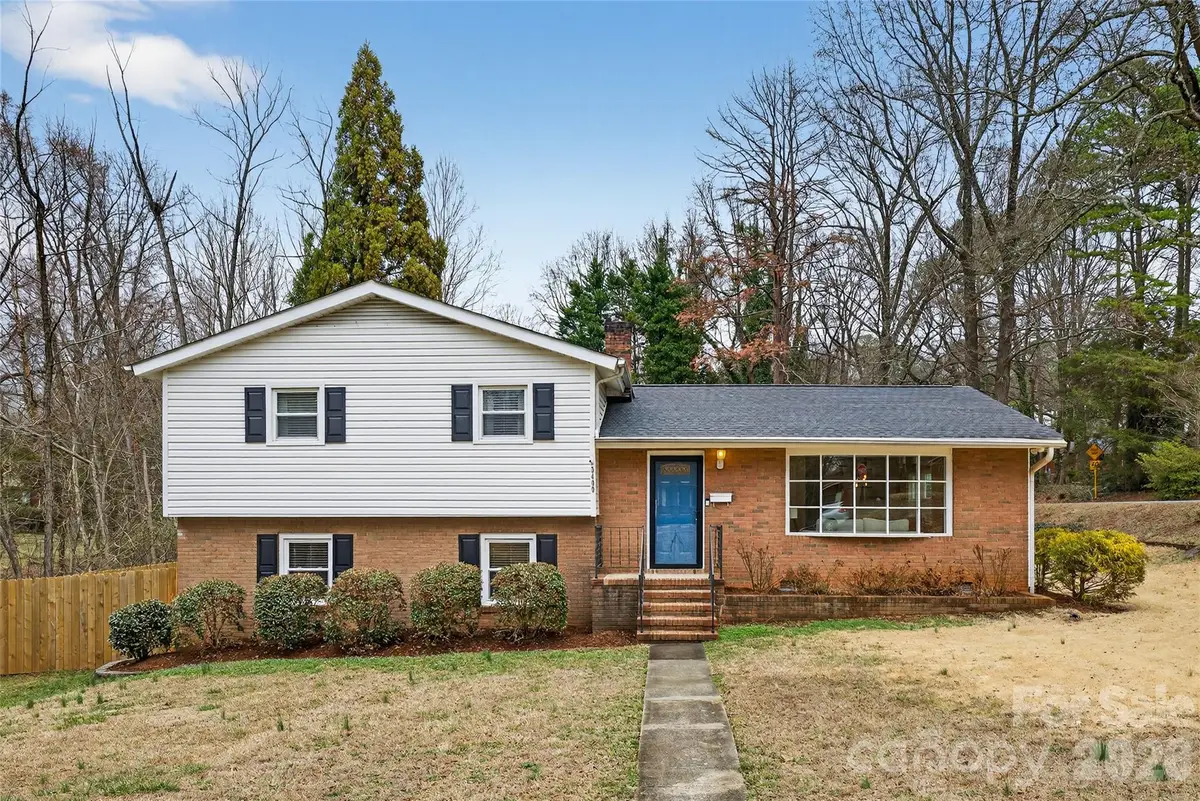 3400 Driftwood Drive, Charlotte, NC 28205 - #1
