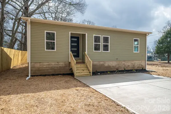 1010 E Catawba Street, Lincolnton, NC 28092