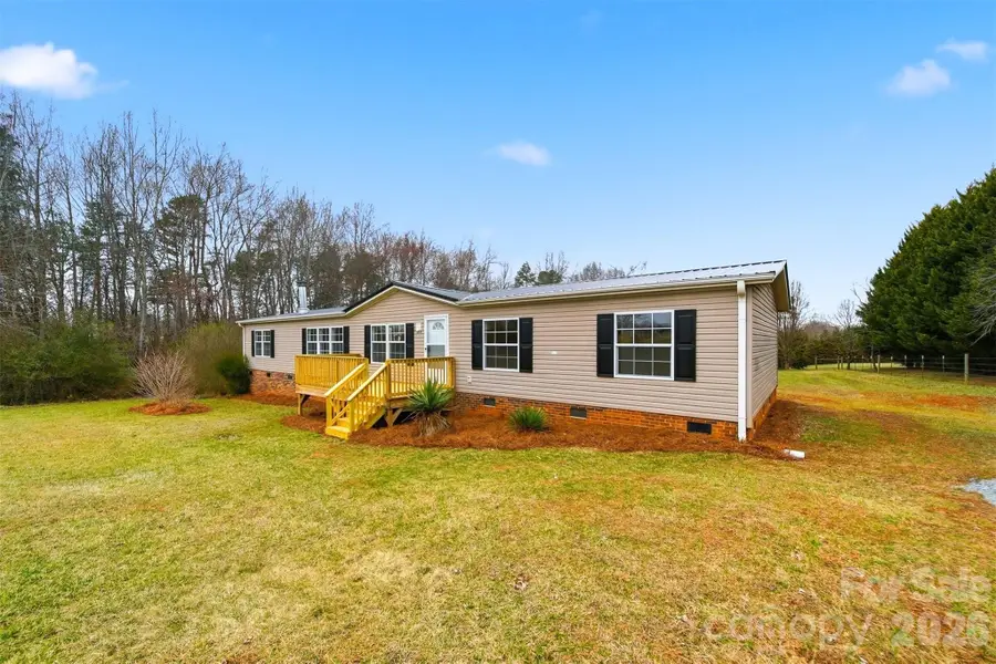3150 Cranberry Road, Boonville, NC 27011 - #2