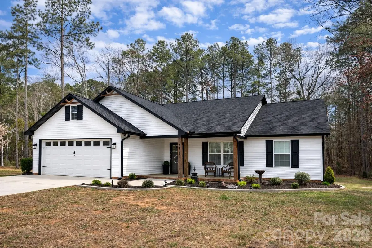 2015 Country Club Drive, Lancaster, SC 29720 - #1