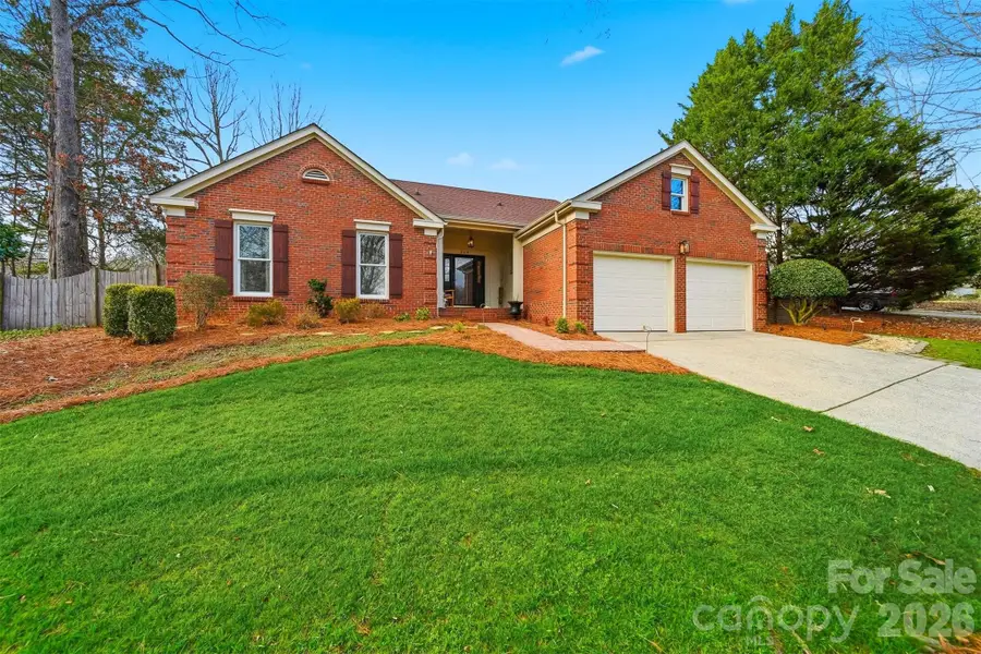 609 Fredricksburg Road, Matthews, NC 28105 - #2