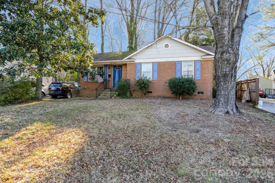 835 Ranch Road, Charlotte, NC 28208 - #2