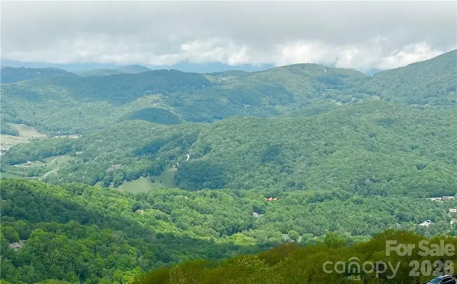 303 Sugar Top Drive #2811, Sugar Mountain, NC 28604 - #3