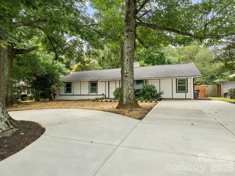 2000 Tyvola Road, Charlotte, NC 28210 - #2