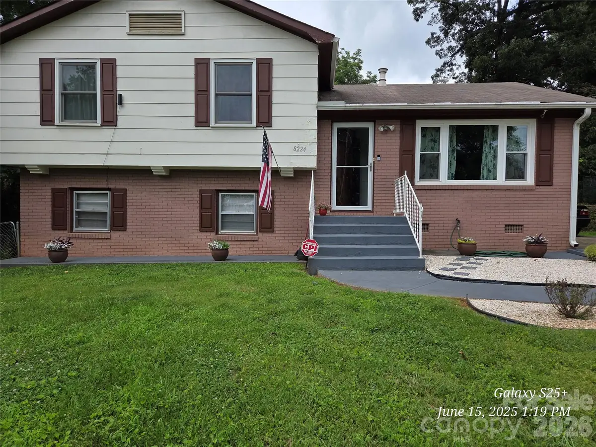 8224 Carrolwood Drive, Charlotte, NC 28217 - #1