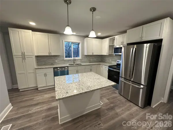 4 American Street, Mount Holly, NC 28120