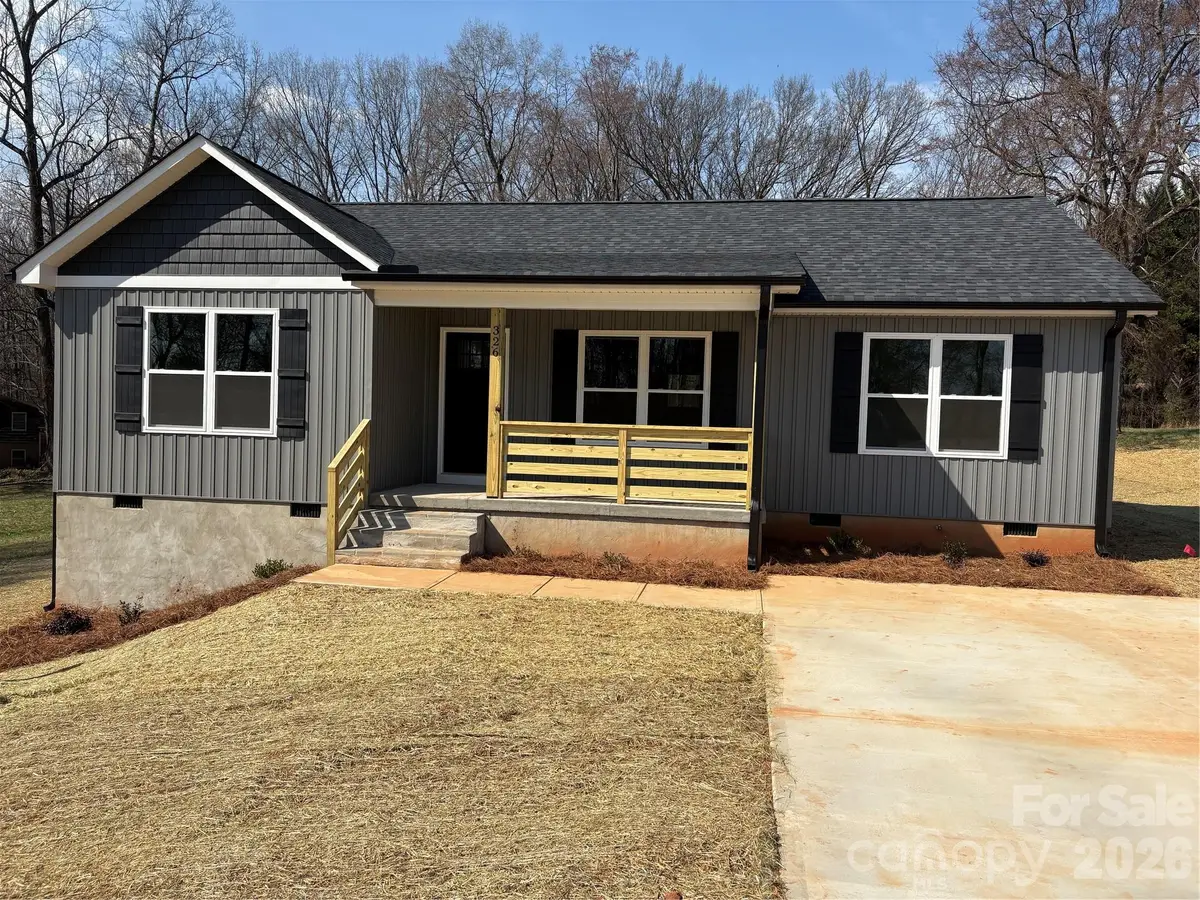 326 S Greenbriar Road, Statesville, NC 28625 - #1