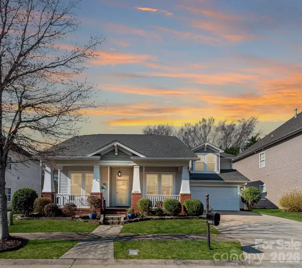 8230 Cottsbrooke Drive, Huntersville, NC 28078