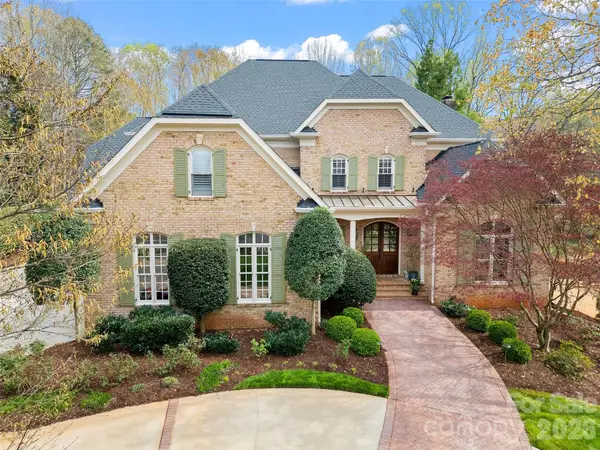 2095 Kings Manor Drive, Weddington, NC 28104