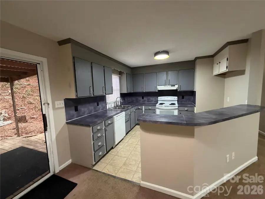 4051 Plum Street, Conover, NC 28613 - #3