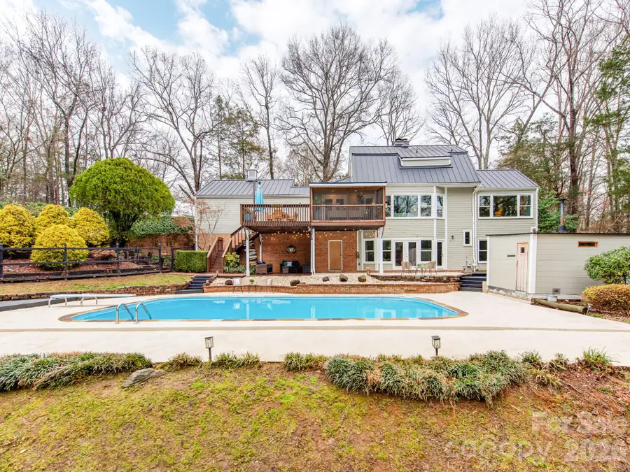 5361 Five Knolls Drive, Charlotte, NC 28226 - #2