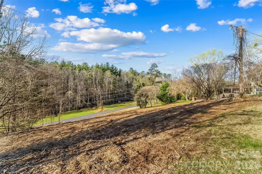 104 Winchester Drive Se, Lenoir, NC 28645 - #3