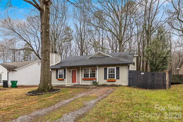 708 Pennwood Lane, Charlotte, NC 28215