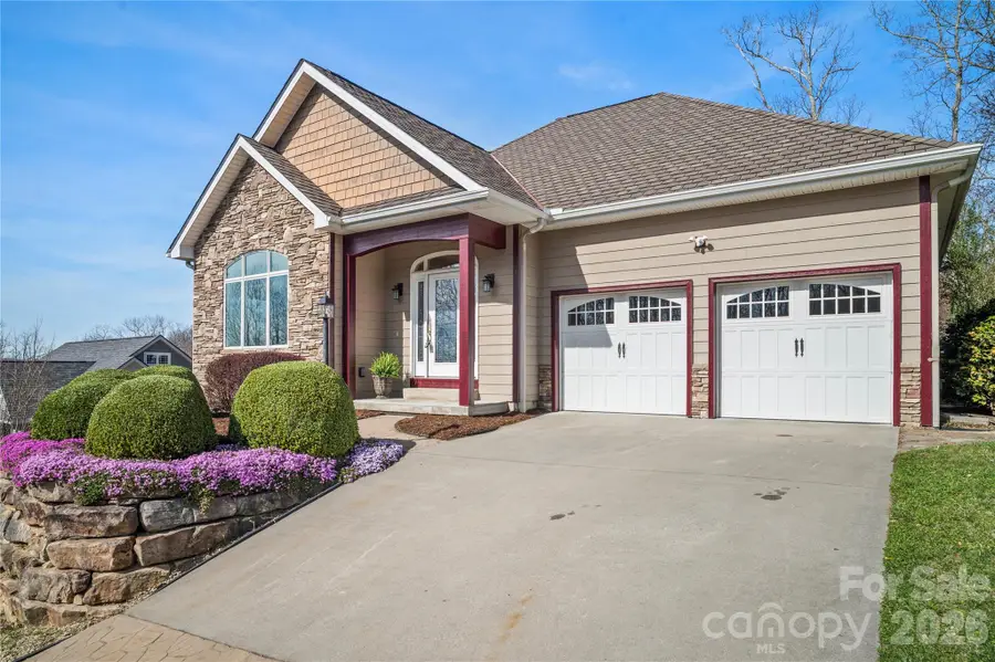 84 Deep Valley Lane, Hendersonville, NC 28791 - #2