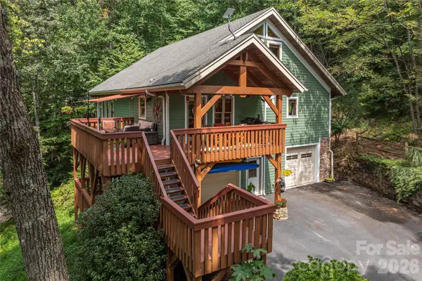 116 Ivy Road, Mills River, NC 28759