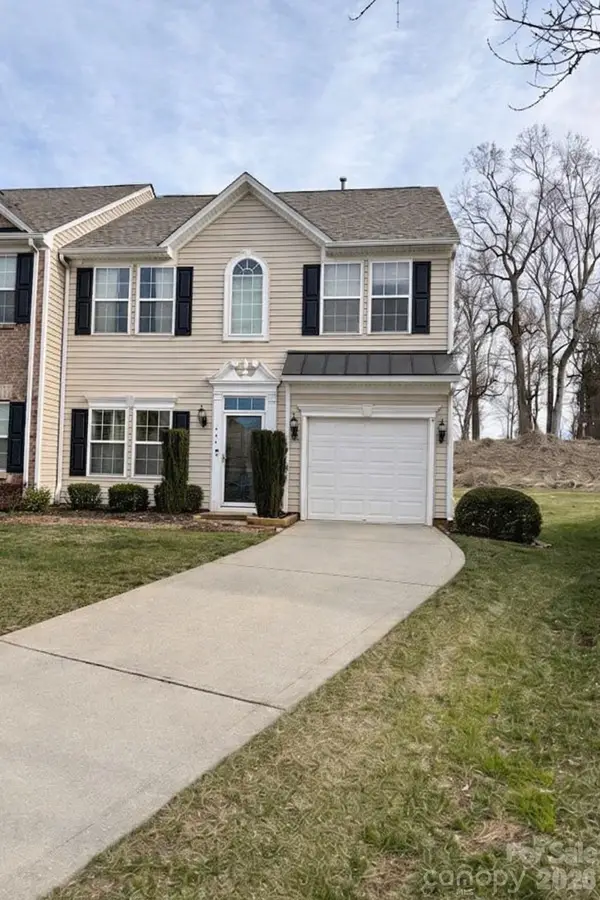 444 Battery Circle, Clover, SC 29710