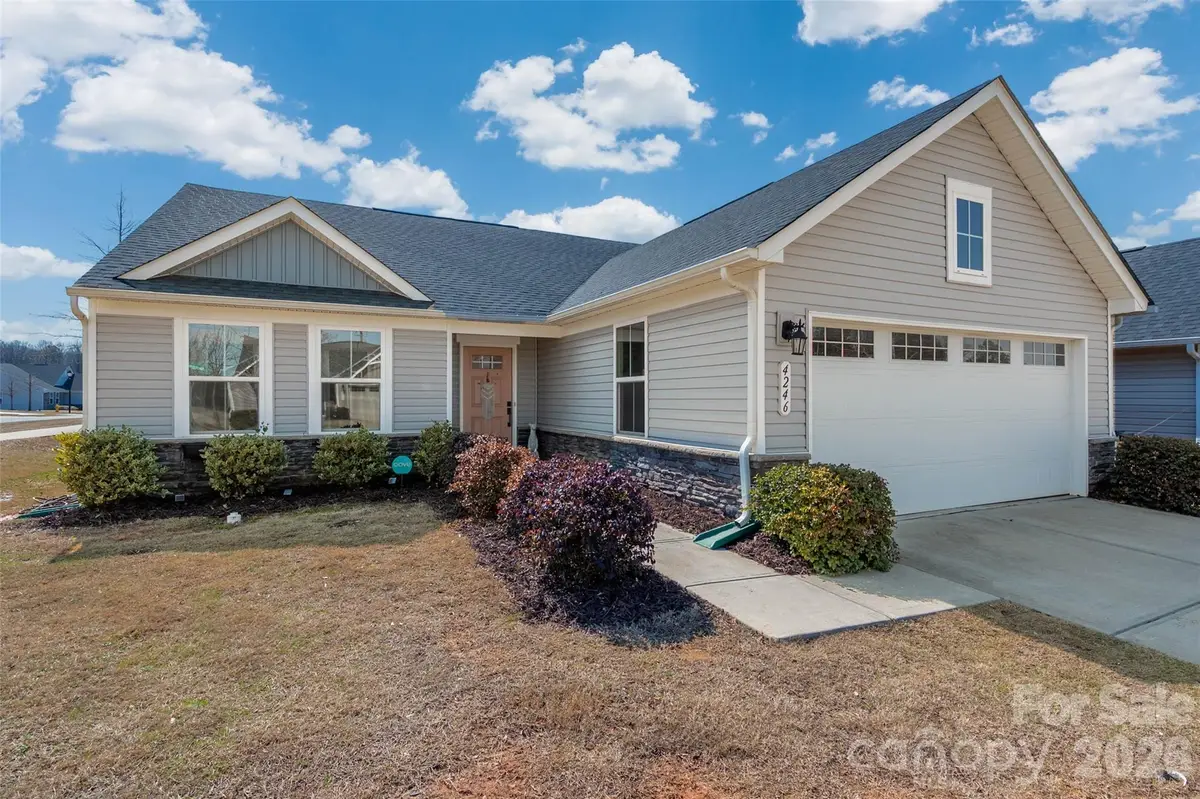 4246 Mackinnon Drive, Charlotte, NC 28214 - #1
