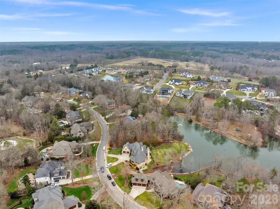 8234 Victoria Lake Drive, Waxhaw, NC 28173 - #3