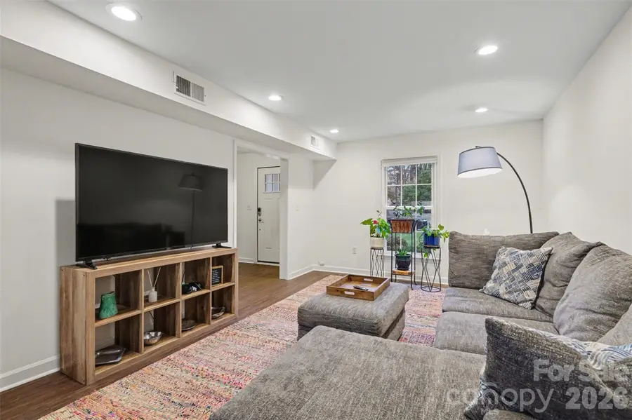 7729 Surreywood Place, Charlotte, NC 28270 - #2