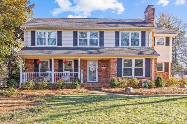 1217 Old Farm Road, Charlotte, NC 28226