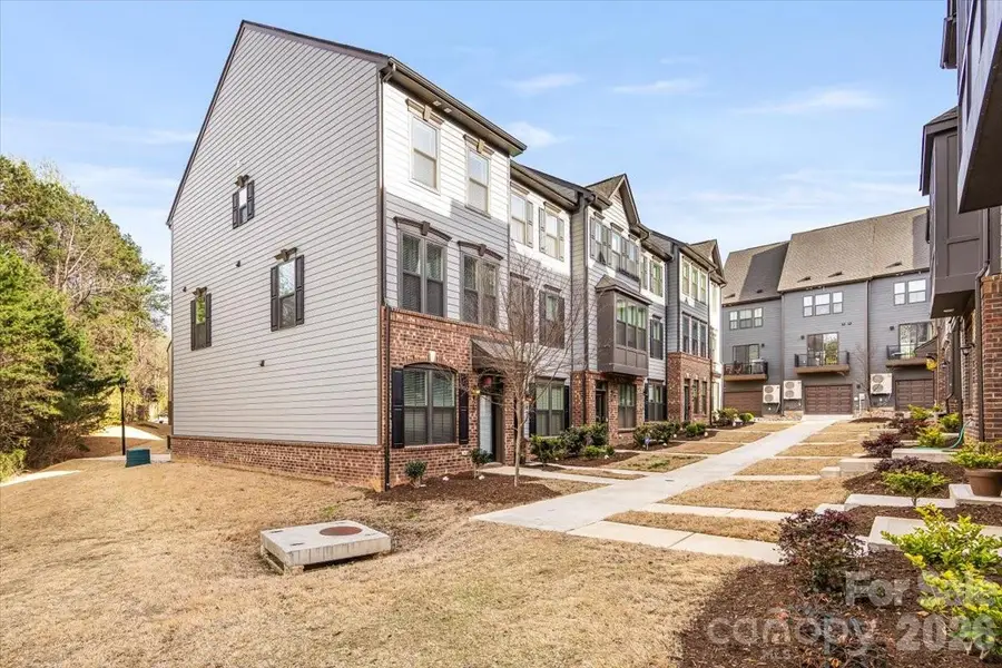 425 Tristram Lane, Charlotte, NC 28205 - #2