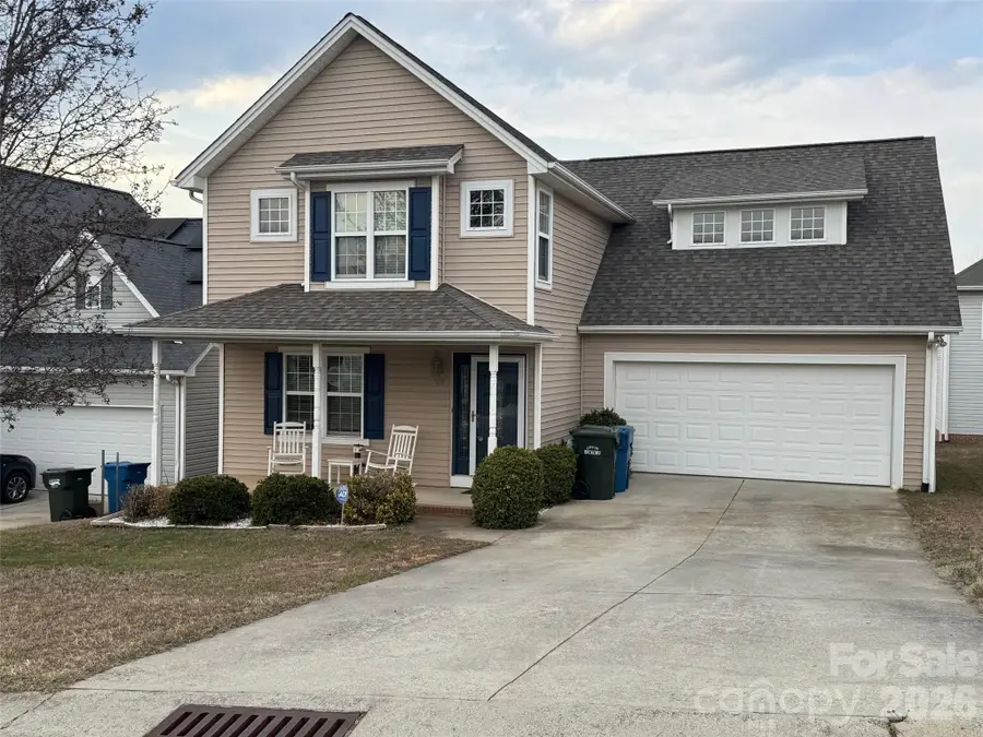 219 19th Avenue Se, Hickory, NC 28602 - #2