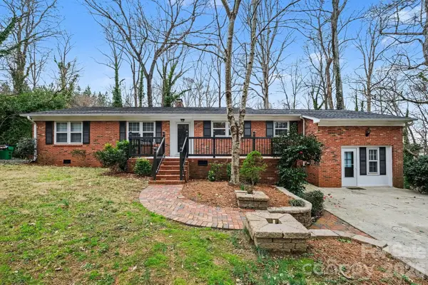 8101 Kerrybrook Circle, Charlotte, NC 28214