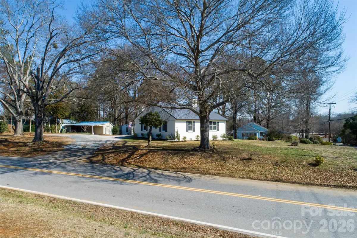 601 N French Street, Lancaster, SC 29720 - #1