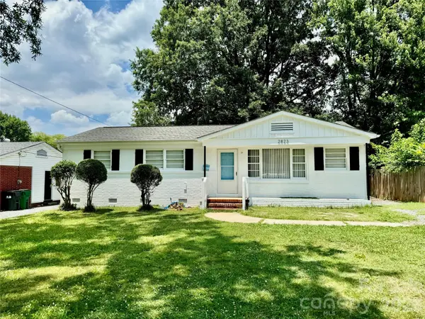 2823 Albany Lane, Charlotte, NC 28205