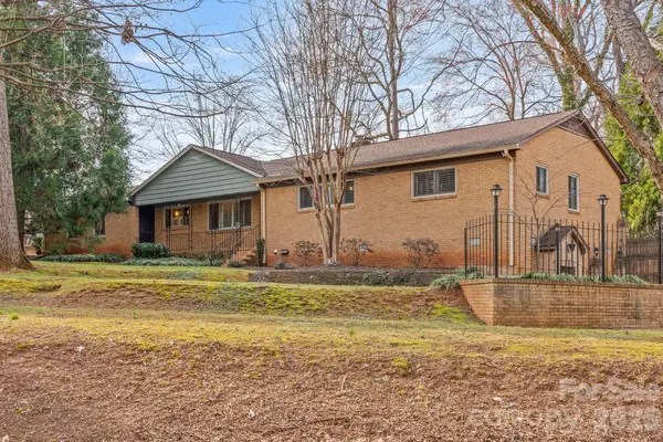 5351 Murrayhill Road, Charlotte, NC 28210