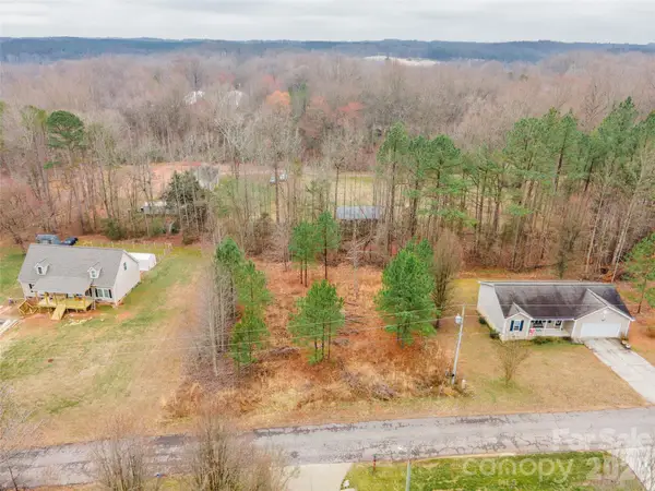 134 River Bank Road, Statesville, NC 28625