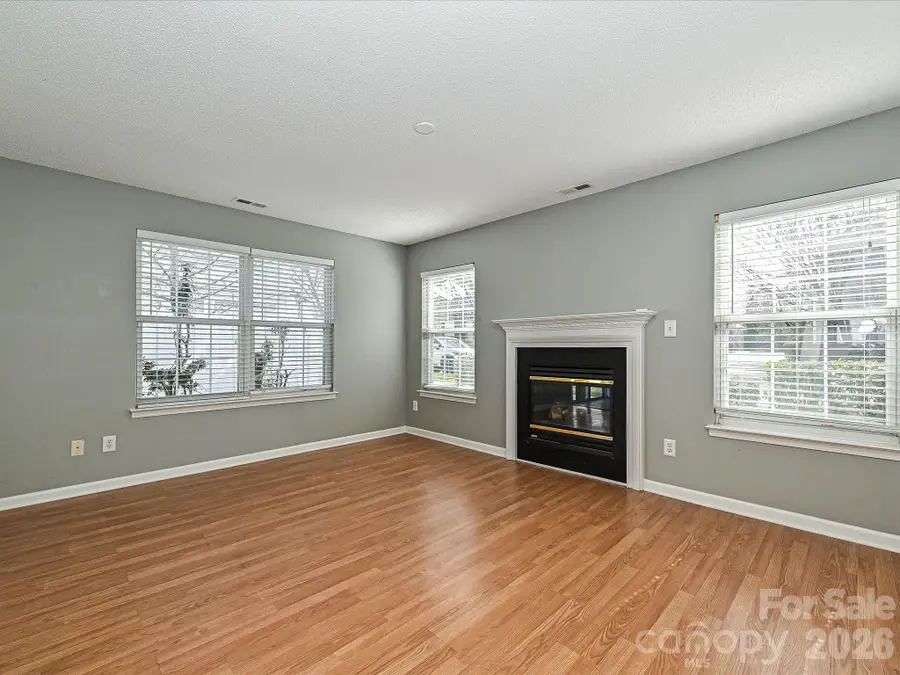 8627 Meadowmont View Drive, Charlotte, NC 28269 - #3