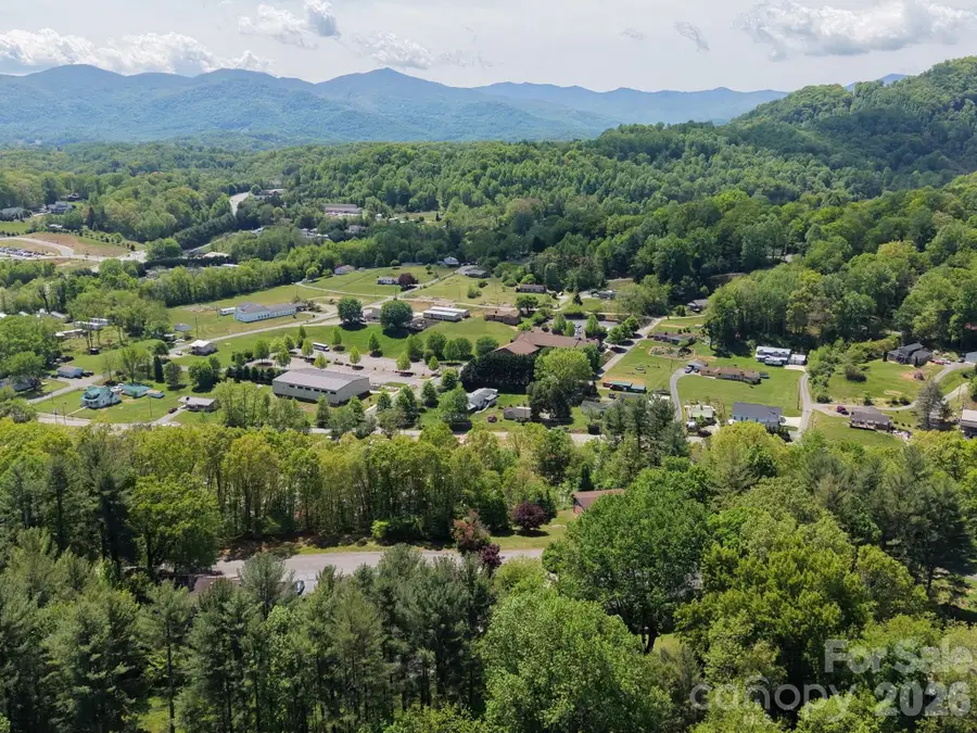 70 Winchester Drive, Waynesville, NC 28785 - #3