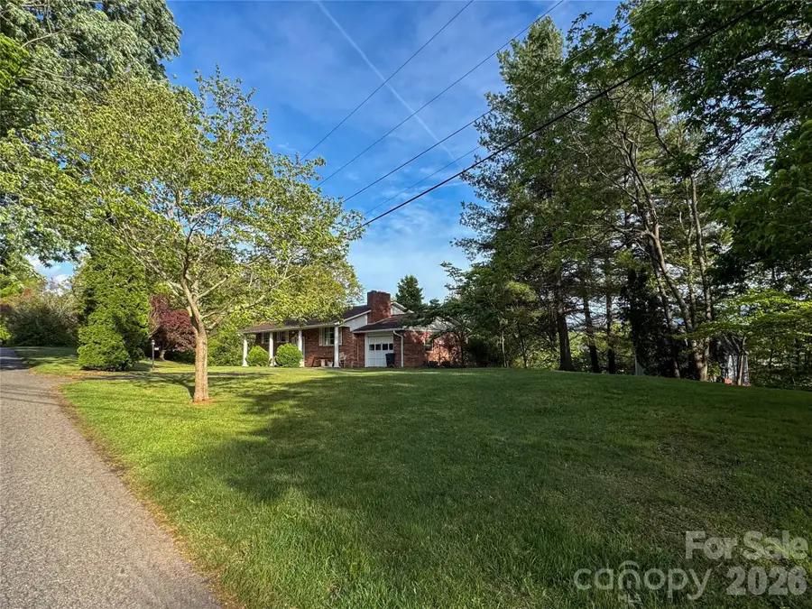 70 Winchester Drive, Waynesville, NC 28785 - #2